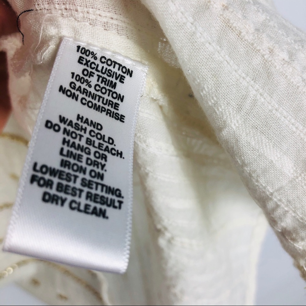 SAKS OFF THE 5TH | White and Gold Blouse - Picture 8 of 8